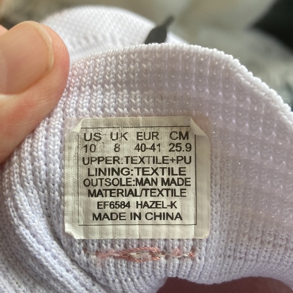 RBX Sneakers - Picture 7 of 7